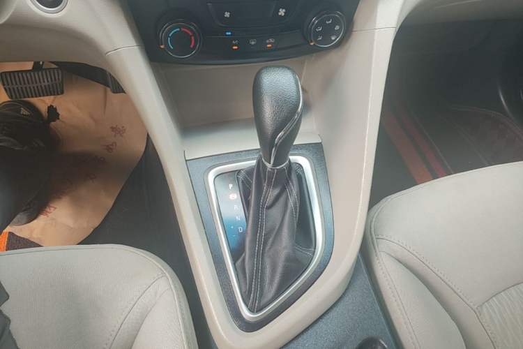 Used Buick GT 2017 15N Automatic Entry-Level Trim Gear Lever