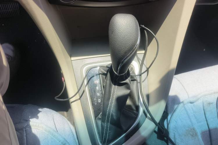Used Buick GT 2017 15N Automatic Elite Version Gear Lever