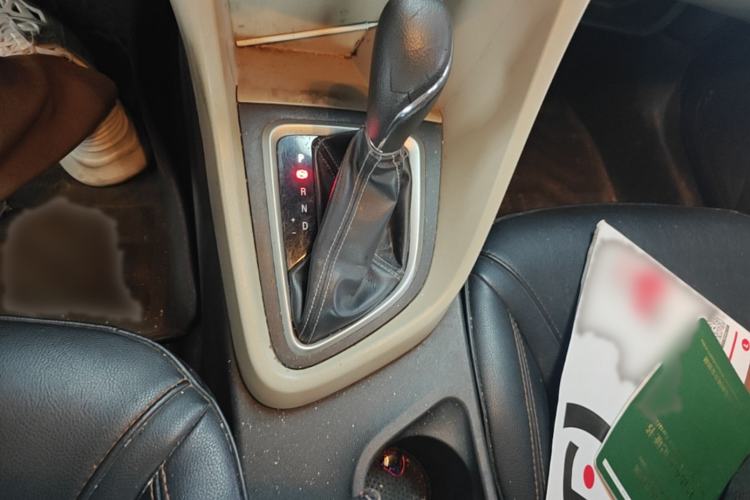 Used Buick GT 2017 15N Automatic Elite Version Gear Lever