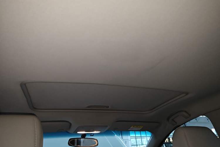 Used Buick GT 2017 15N Automatic Elite Version Headliner