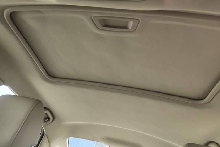 Used Buick GT 2017 15N Automatic Elite Version Headliner