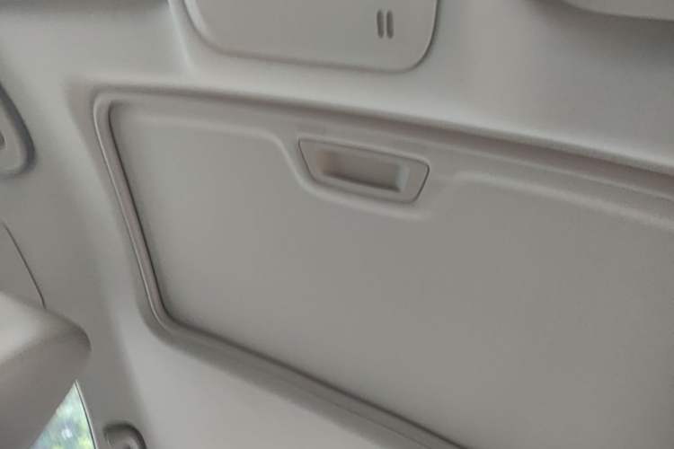Used Buick GT 2017 15N Automatic Elite Version Headliner