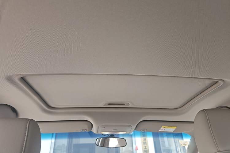 Used Buick GT 2017 15N Automatic Elite Version Headliner
