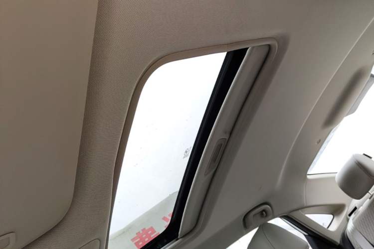 Used Buick GT 2017 15N Automatic Elite Version Headliner