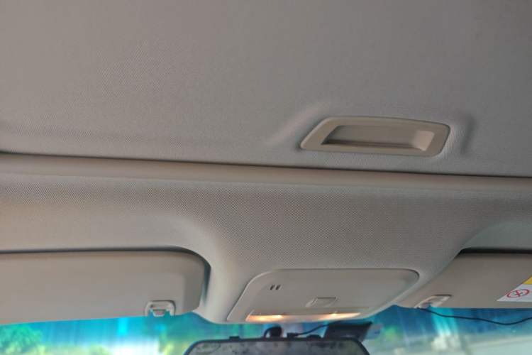 Used Buick GT 2017 15N Automatic Elite Version Headliner