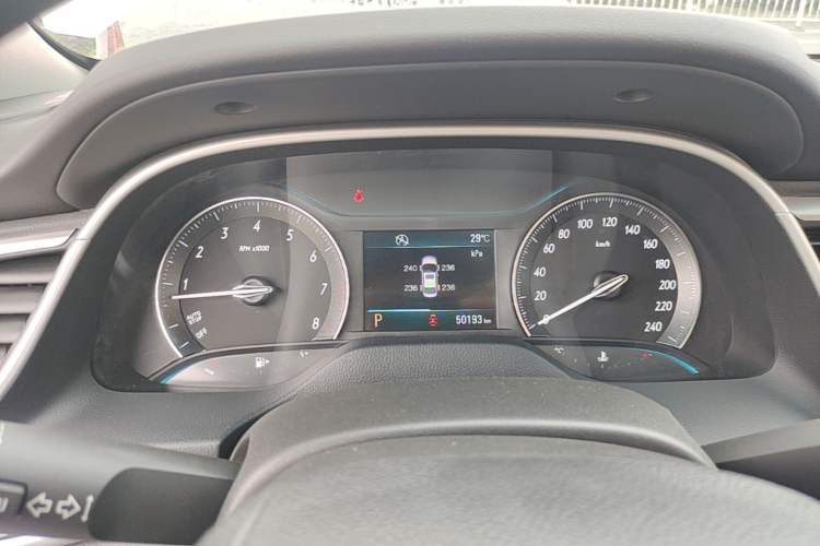 Used Buick GT 2017 15N Automatic Deluxe Edition Instrument Cluster