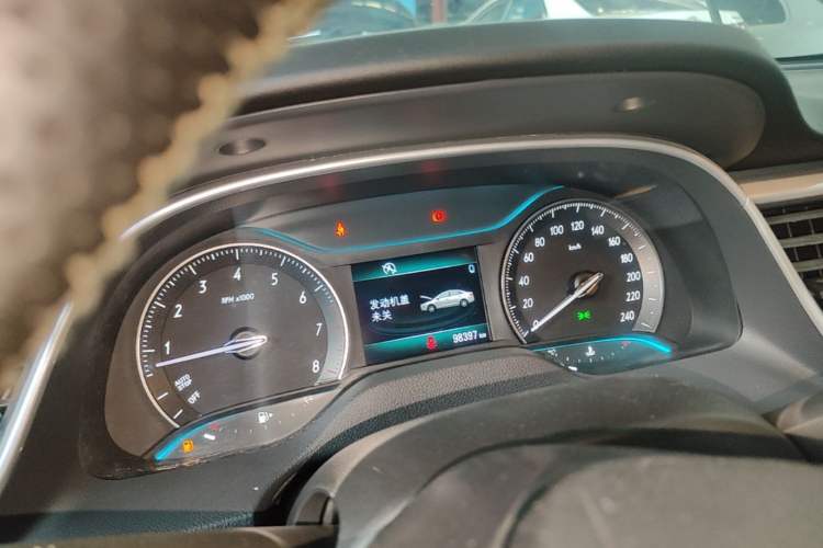 Used Buick GT 2017 15N Manual Elite Version Instrument Cluster