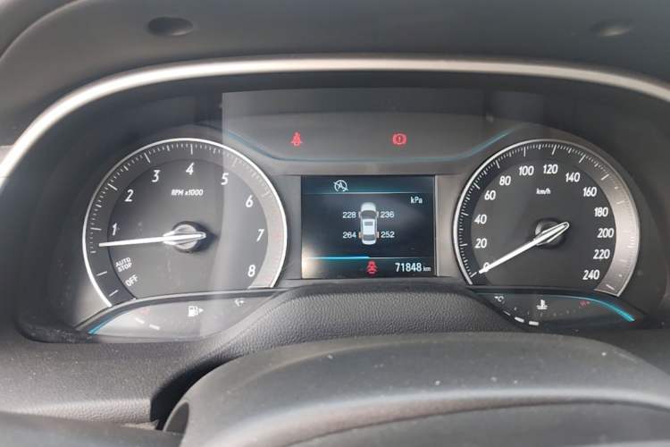 Used Buick GT 2017 15N Manual Elite Version Instrument Cluster