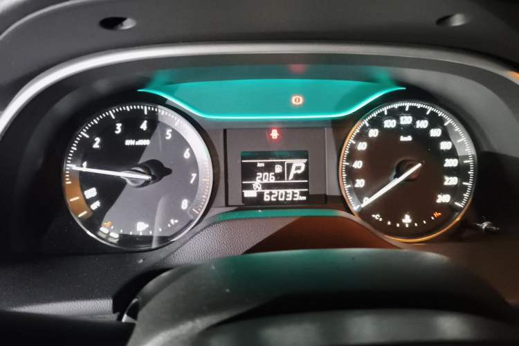 Used Buick GT 2017 15N Automatic Entry-Level Trim Instrument Cluster