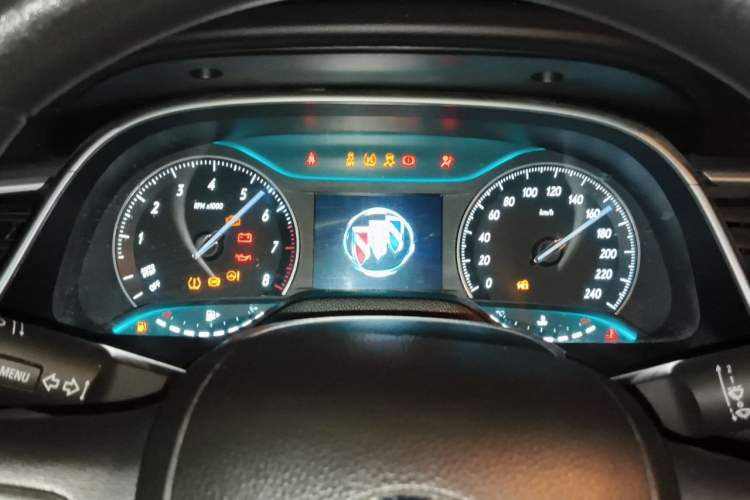 Used Buick GT 2017 15N Automatic Deluxe Edition Instrument Cluster