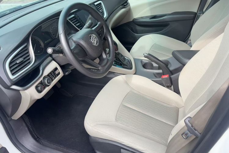 Used Buick GT 2017 15N Automatic Entry-Level Trim Interior 1