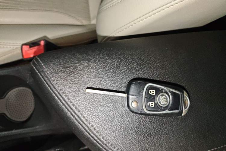 Used Buick GT 2017 15N Automatic Elite Version Interior 1