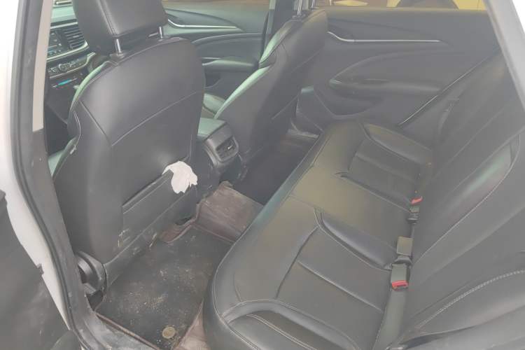 Used Buick GT 2017 15N Automatic Deluxe Edition Interior 1