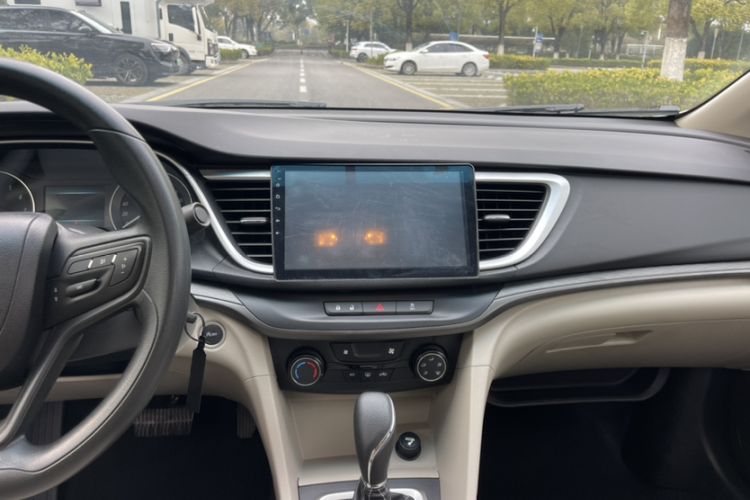 Used Buick GT 2017 15N Automatic Elite Version Interior 1