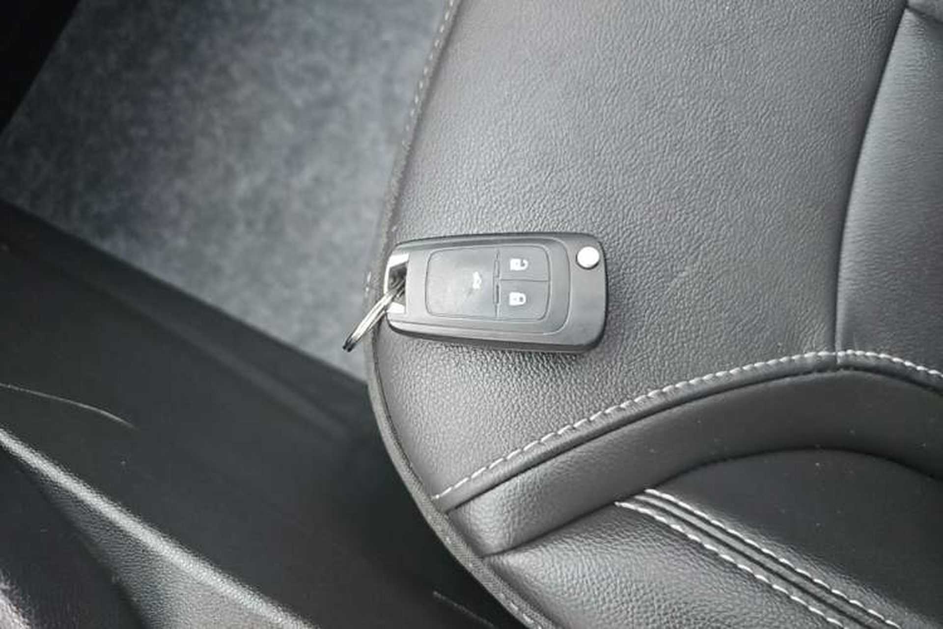 Used Buick GT 2017 15N Automatic Deluxe Edition Interior 1