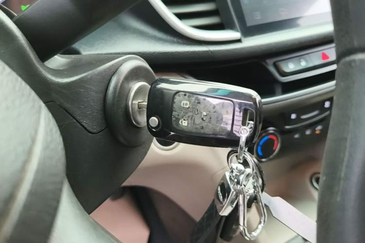 Used Buick GT 2017 15N Automatic Elite Version Interior 1