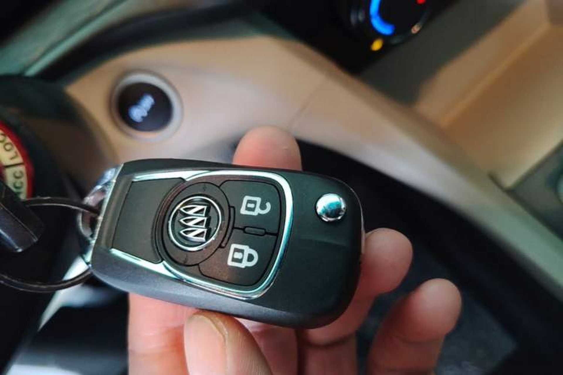 Used Buick GT 2017 15N Automatic Elite Version Interior 1