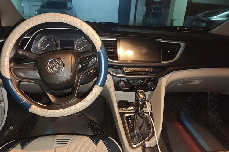Used Buick GT 2017 15N Automatic Elite Version Interior 2