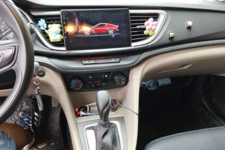 Used Buick GT 2017 15N Automatic Elite Version Interior 2