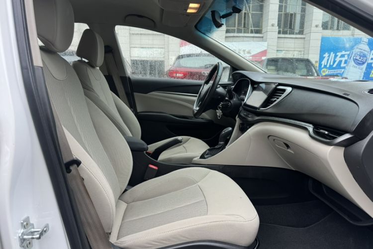 Used Buick GT 2017 15N Automatic Entry-Level Trim Interior 2