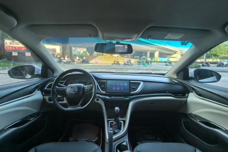 Used Buick GT 2017 15N Automatic Entry-Level Trim Interior 3