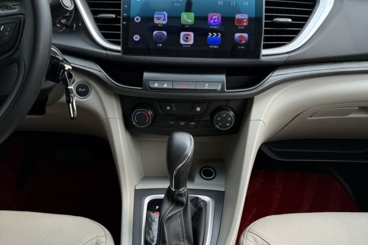 Used Buick GT 2017 15N Automatic Entry-Level Trim Interior 3