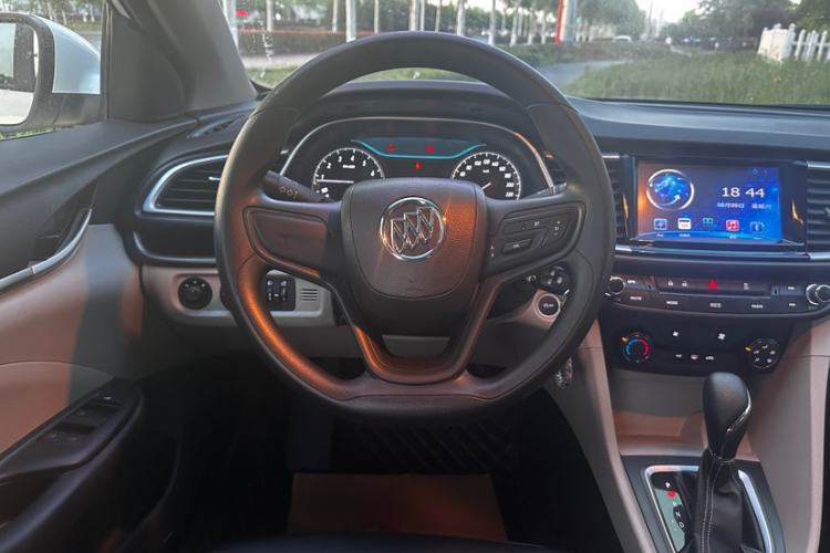 Used Buick GT 2017 15N Automatic Entry-Level Trim Interior 4