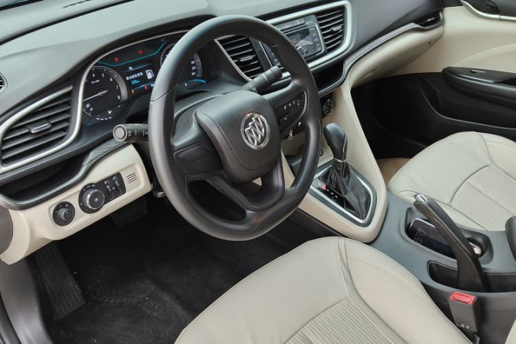 Used Buick GT 2017 15N Automatic Elite Version Interior 6