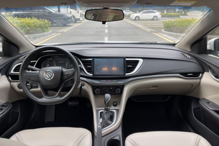 Used Buick GT 2017 15N Automatic Elite Version Interior 7
