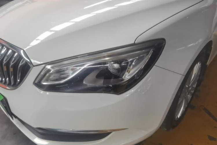 Used Buick GT 2017 15N Automatic Elite Version Left Front Headlight