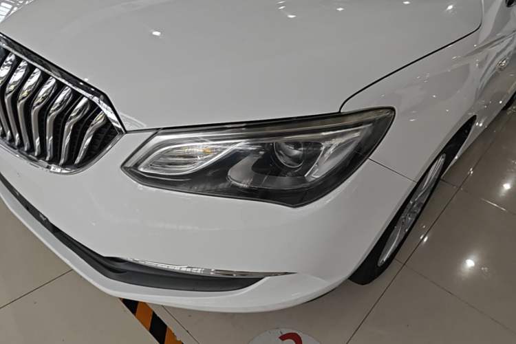Used Buick GT 2017 15N Automatic Elite Version Left Front Headlight