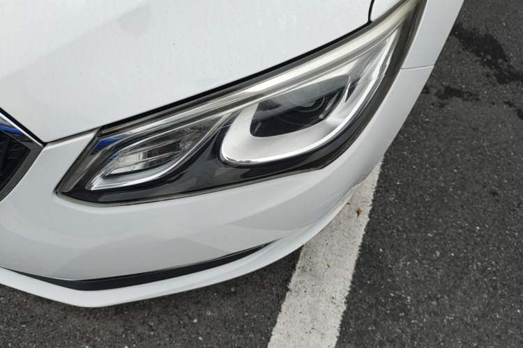 Used Buick GT 2017 15N Automatic Elite Version Left Front Headlight
