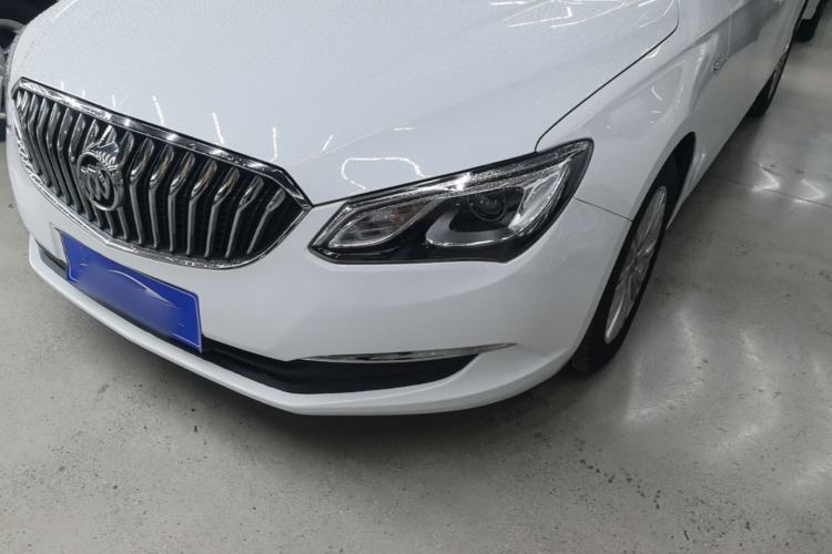 Used Buick GT 2017 15N Automatic Elite Version Left Front Headlight