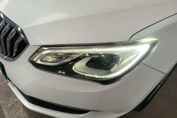 Used Buick GT 2017 15N Automatic Elite Version Left Front Headlight