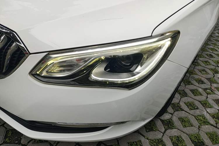 Used Buick GT 2017 15N Automatic Elite Version Left Front Headlight