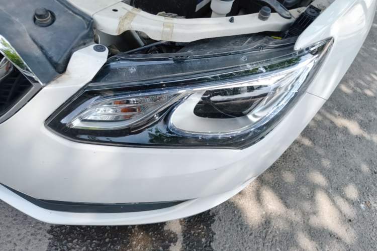 Used Buick GT 2017 15N Automatic Deluxe Edition Left Front Headlight