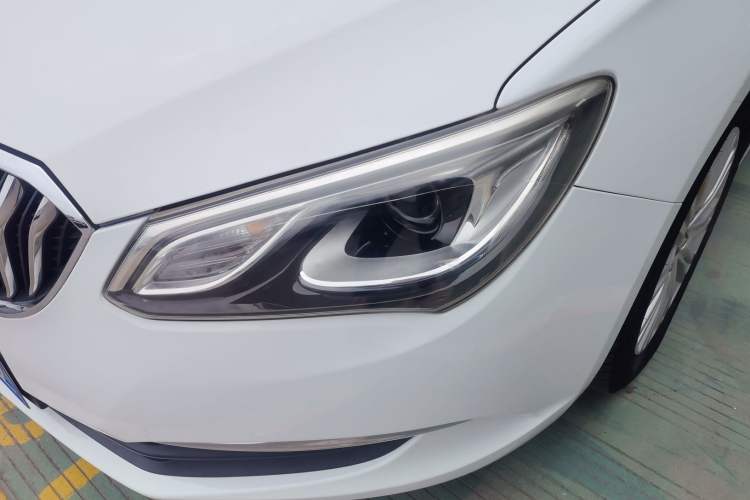 Used Buick GT 2017 15N Automatic Elite Version Left Front Headlight