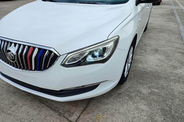 Used Buick GT 2017 15N Automatic Entry-Level Trim Left Front Headlight