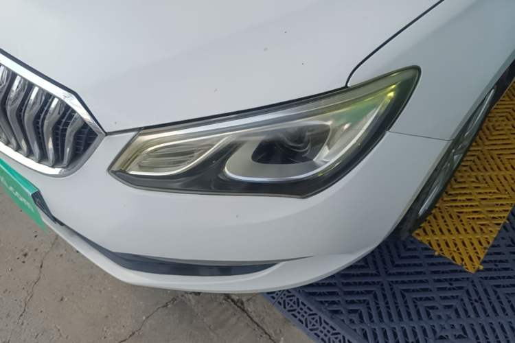 Used Buick GT 2017 15N Automatic Elite Version Left Front Headlight