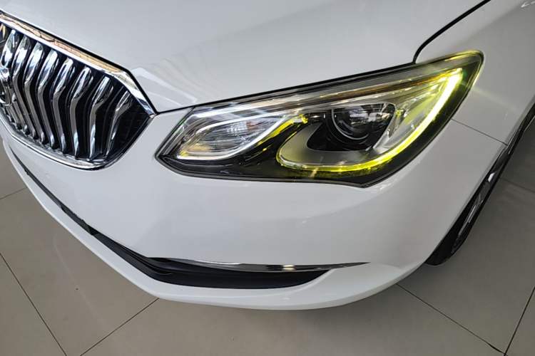Used Buick GT 2017 15N Automatic Entry-Level Trim Left Front Headlight