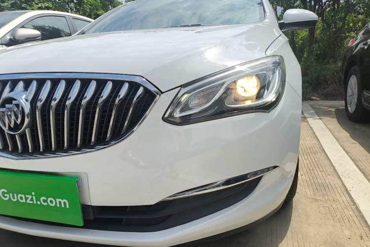 Used Buick GT 2017 15N Automatic Elite Version Left Front Headlight