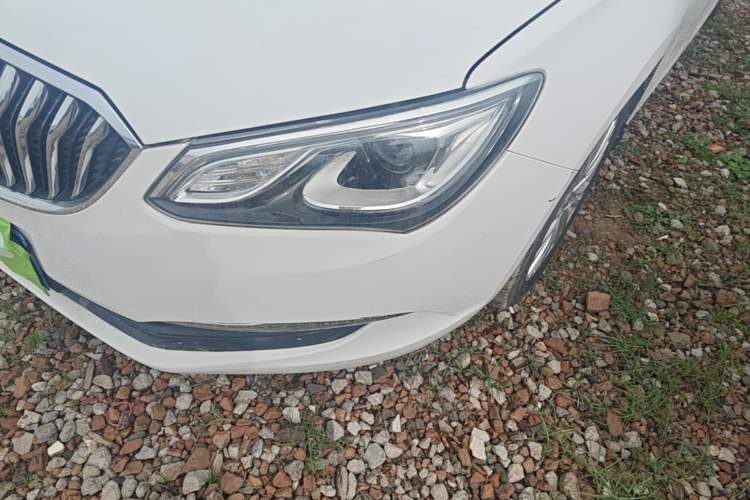 Used Buick GT 2017 15N Automatic Elite Version Left Front Headlight