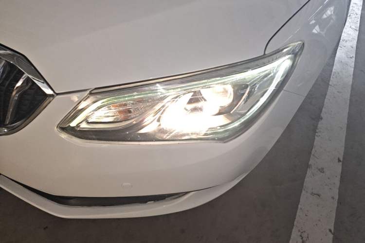 Used Buick GT 2017 15N Automatic Elite Version Left Front Headlight