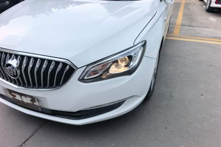 Used Buick GT 2017 15N Automatic Elite Version Left Front Headlight