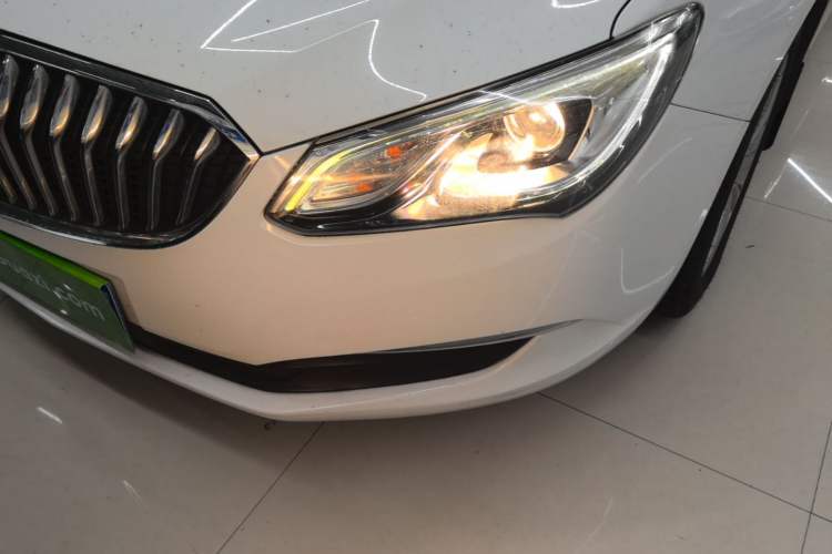 Used Buick GT 2017 15N Automatic Elite Version Left Front Headlight