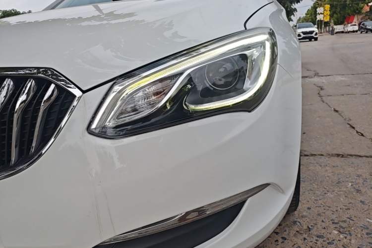Used Buick GT 2017 15N Manual Elite Version Left Front Headlight