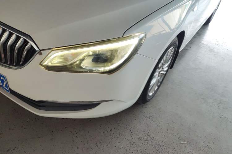 Used Buick GT 2017 15N Automatic Elite Version Left Front Headlight
