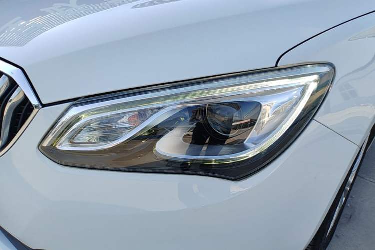 Used Buick GT 2017 15N Automatic Elite Version Left Front Headlight