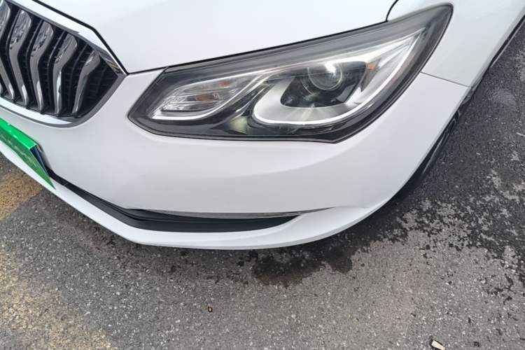 Used Buick GT 2017 15N Automatic Deluxe Edition Left Front Headlight