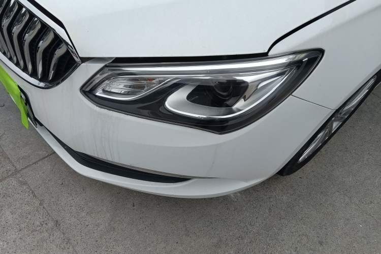 Used Buick GT 2017 15N Automatic Elite Version Left Front Headlight